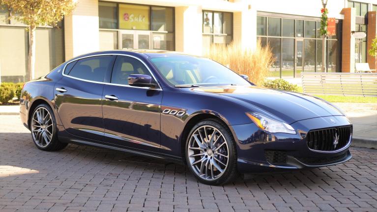 402-438 1/43 マセラティ Quattroporte GTS ブルー Diecast model cars Maserati Quattroporte 1/43 SpecialC GTS