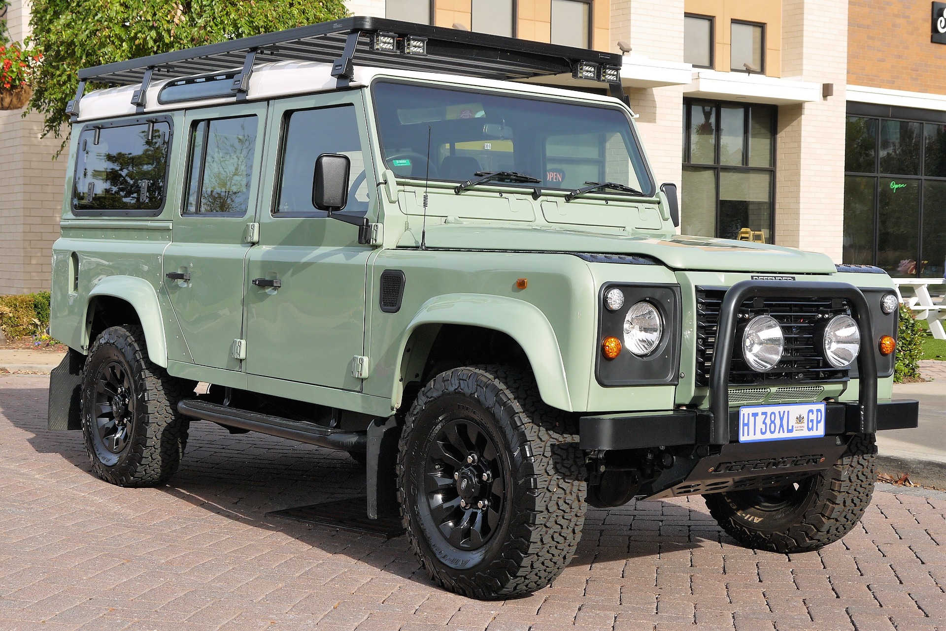 Tahiti innovatie mate Used 1997 Land Rover Defender 110 For Sale ($97,800) | Autobahn South Stock  #820625