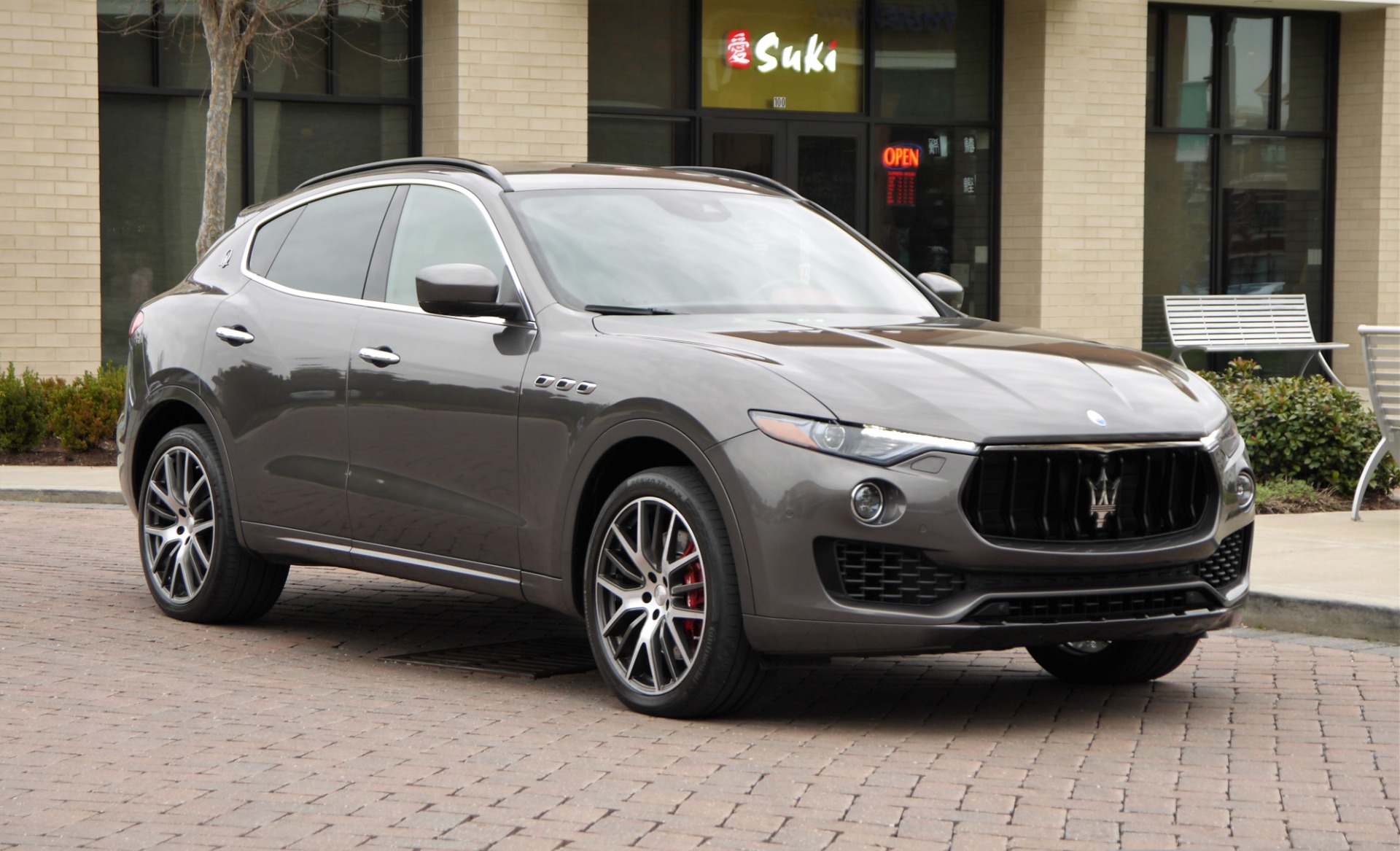Maserati levante sq4